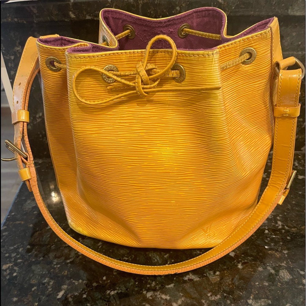 Louis Vuitton Epi Noe